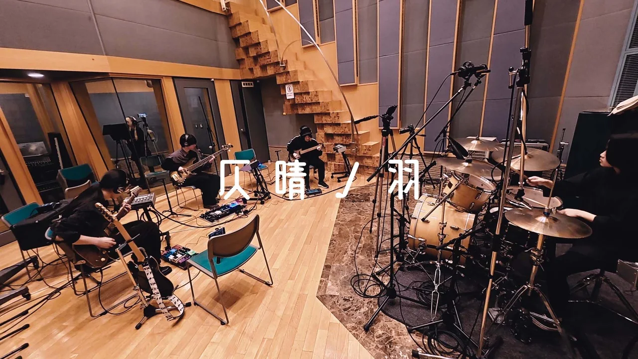 《仄晴之羽》Studio Live 现场画面